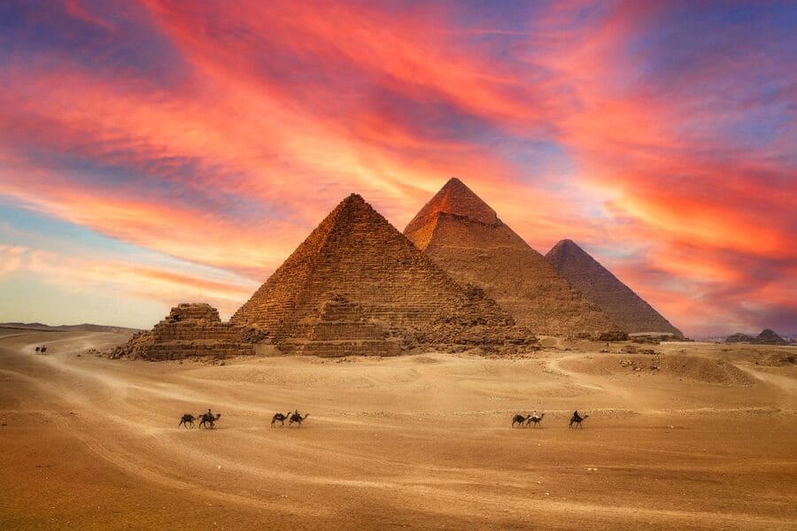 10 Breathtaking Budget-Destinations You Can Actually Afford 10 Egypt – Pyramids