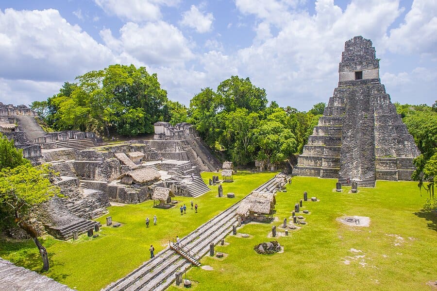 10 Breathtaking Budget-Destinations You Can Actually Afford 2 Guatemala – Volcanoes & Mayan