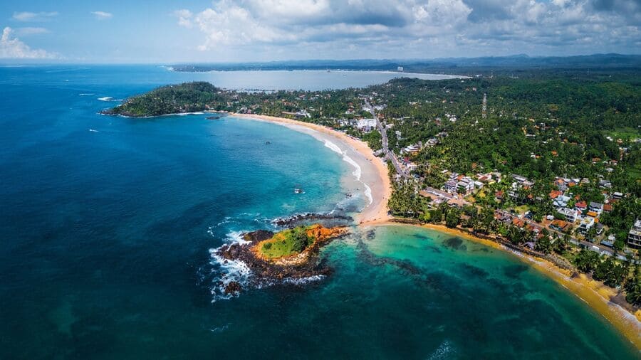 10 Breathtaking Budget-Destinations You Can Actually Afford 6 Sri Lanka – India Meets the Maldives