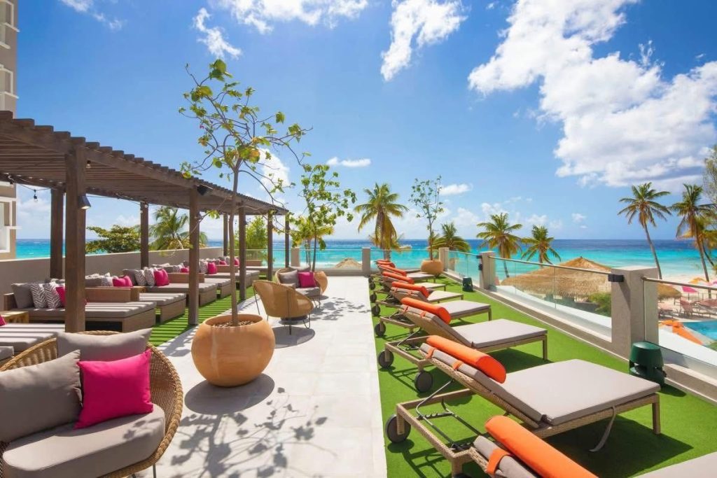 O2 Beach Club & Spa